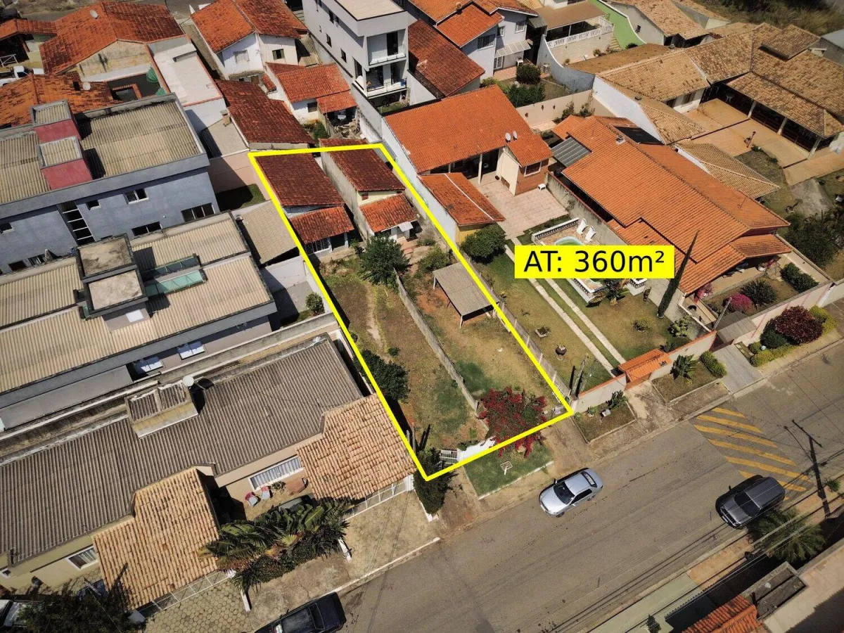 Terreno com 2 casas para aluguel no Jd. dos Pinheiros, Atiba