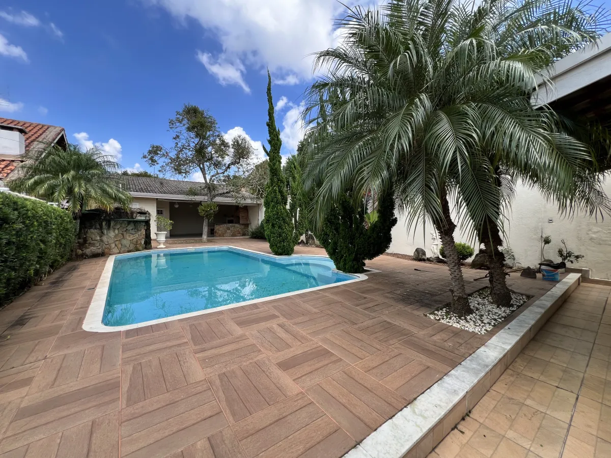 Casa térrea, piscina e espaço gourmet no Maristela, Atibaia