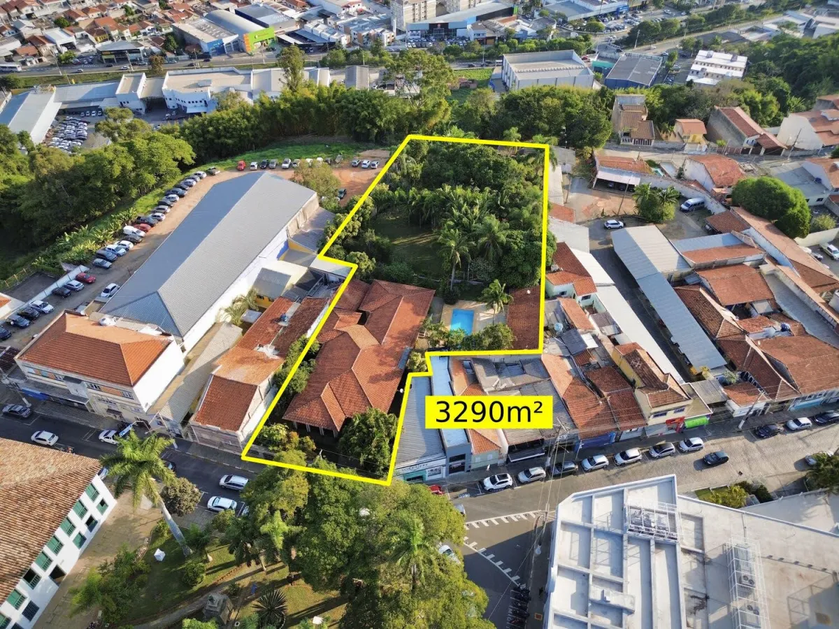 Terreno comercial à venda no Centro de Atibaia